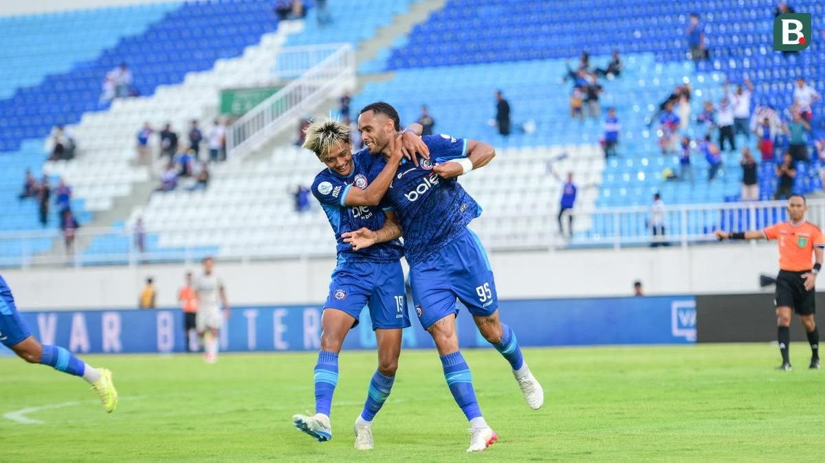 Arema FC Hajar Dewa United 4-0 di Stadion Kanjuruhan
