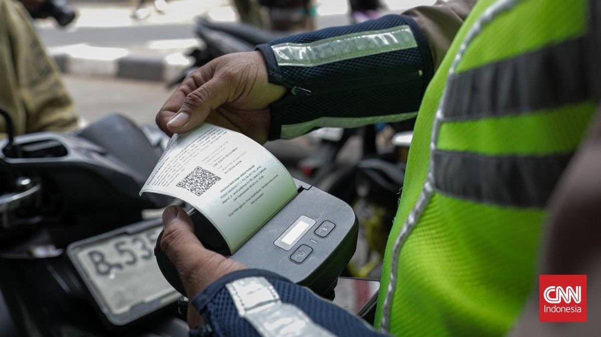 Pemkab Landak Percepat Perbaikan Jalan Desa Jelang Musim Hujan